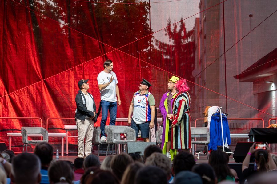 DSC00372-Enhanced-NR