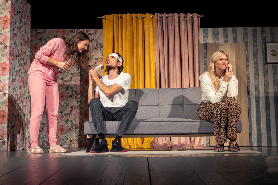 bež ako o ženu titulka